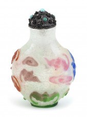 CHINESE GLASS OVERLAY SNUFF BOTTLE 19TH