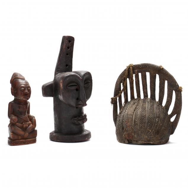 THREE AFRICAN CARVED WOODEN OBJECTS 2f018a