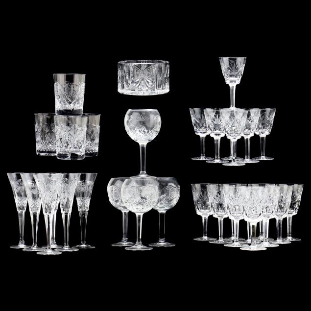  32 PIECES OF WATERFORD CRYSTAL  2f0ad9
