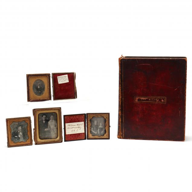 EARLY BIBLE WITH PORTRAITS FROM 2f0d65