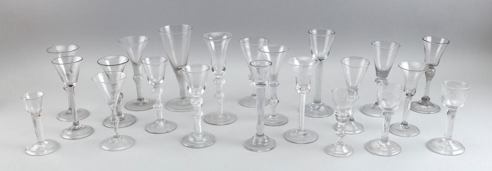 TWENTY TWO WINE AND CORDIAL GLASSES 2f2adc