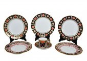 ASSORTED GROUP OF ROYAL CROWN DERBY 2f874b