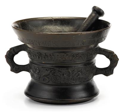 Early Dutch bronze two-handled mortar and