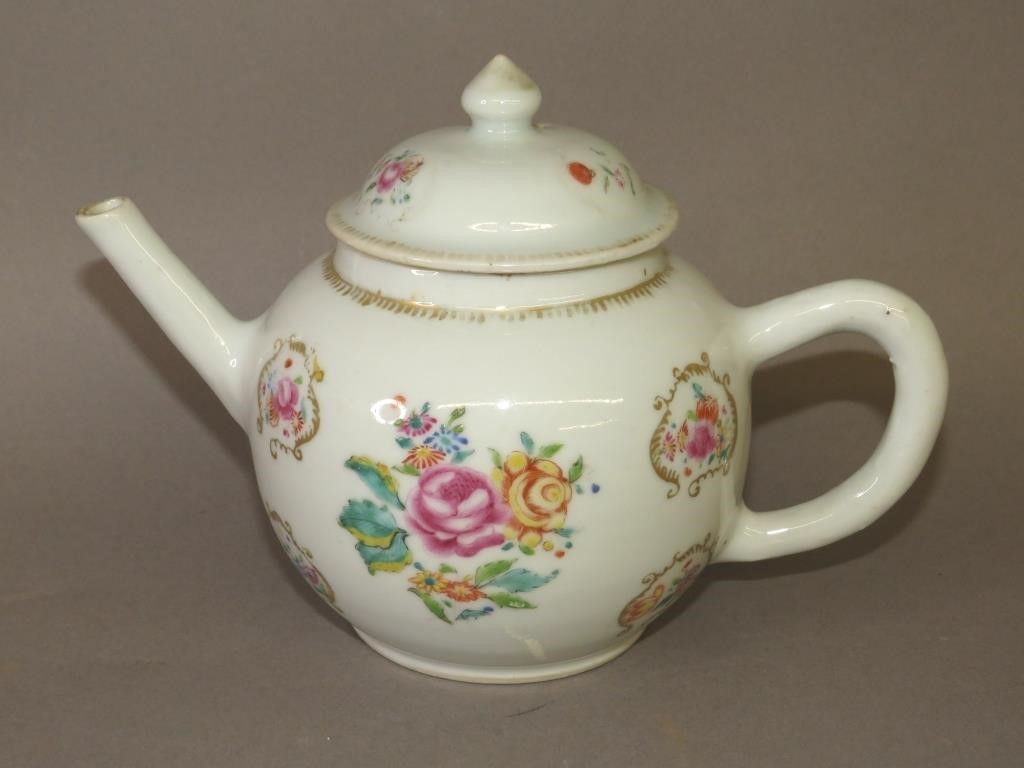 CHINESE EXPORT PORCELAIN TEAPOTca  30069d