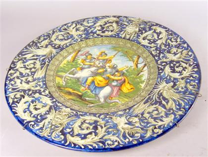 Italian maiolica charger Centrally 4cd85