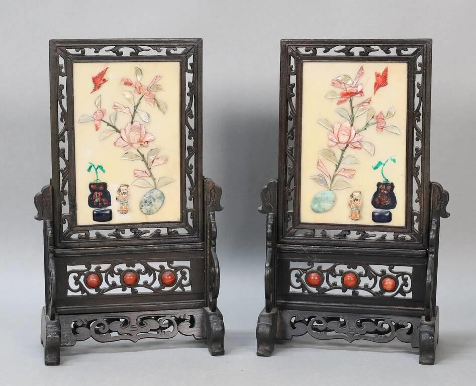 PAIR OF CHINESE HARDSTONE TABLE 2fe9e8