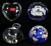 4 GLASS PAPERWEIGHTS BACCARAT  2fedf8