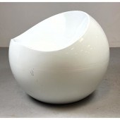 Small White Plastic Ball Chair – Dupont,