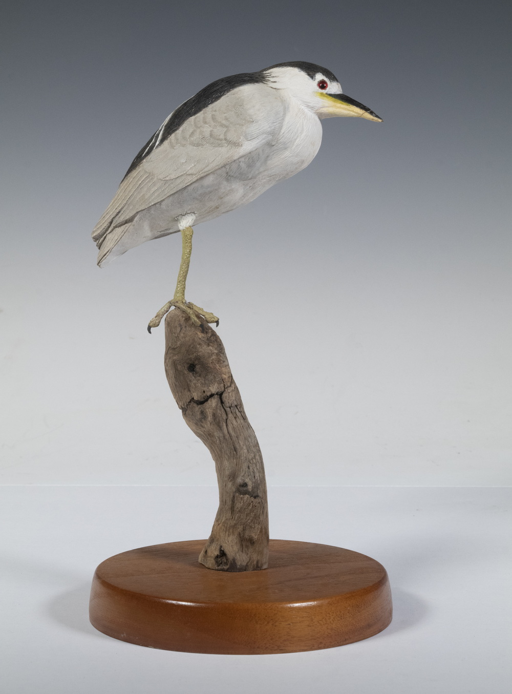 CARVED AND PAINTED BIRD SCULPTURE 302654