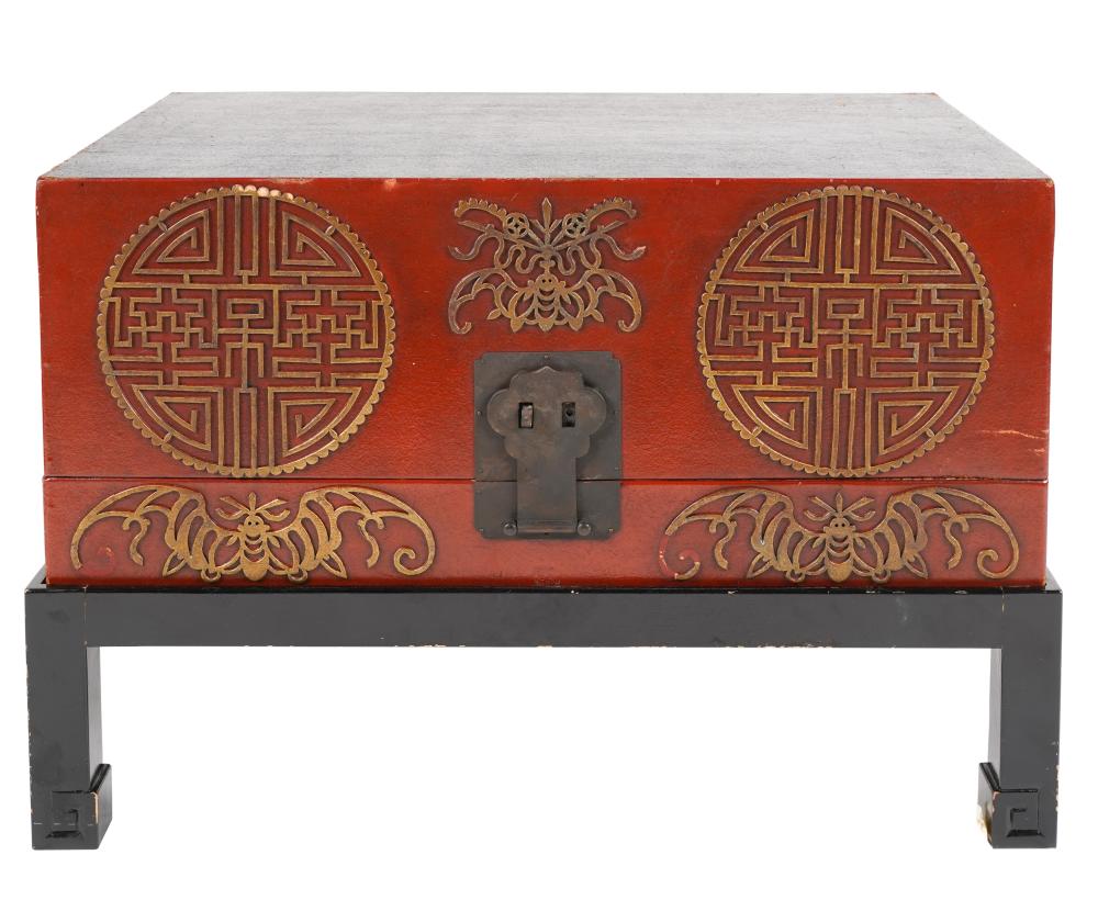 ASIAN LACQUERED TRUNK ON STANDwith 301233