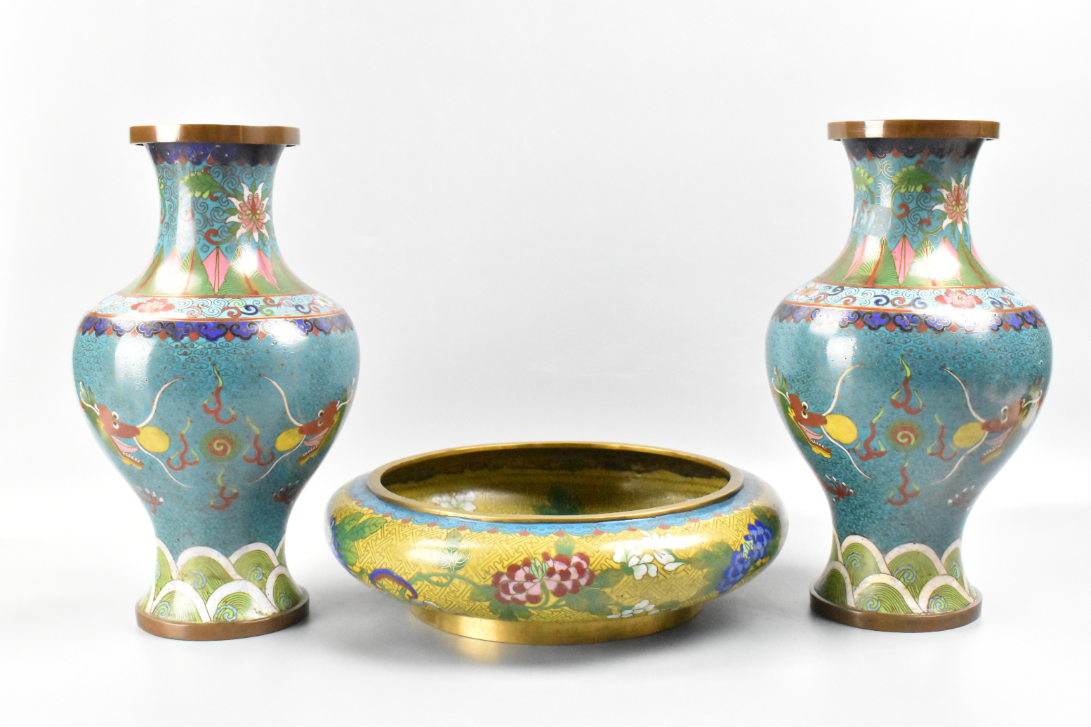 GROUP OF 3 CHINESE CLOISONNE VASE 301534