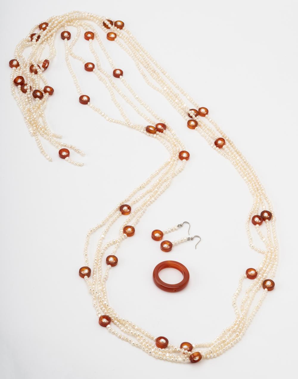 CARNELIAN AND FRESHWATER CULTURED 301638