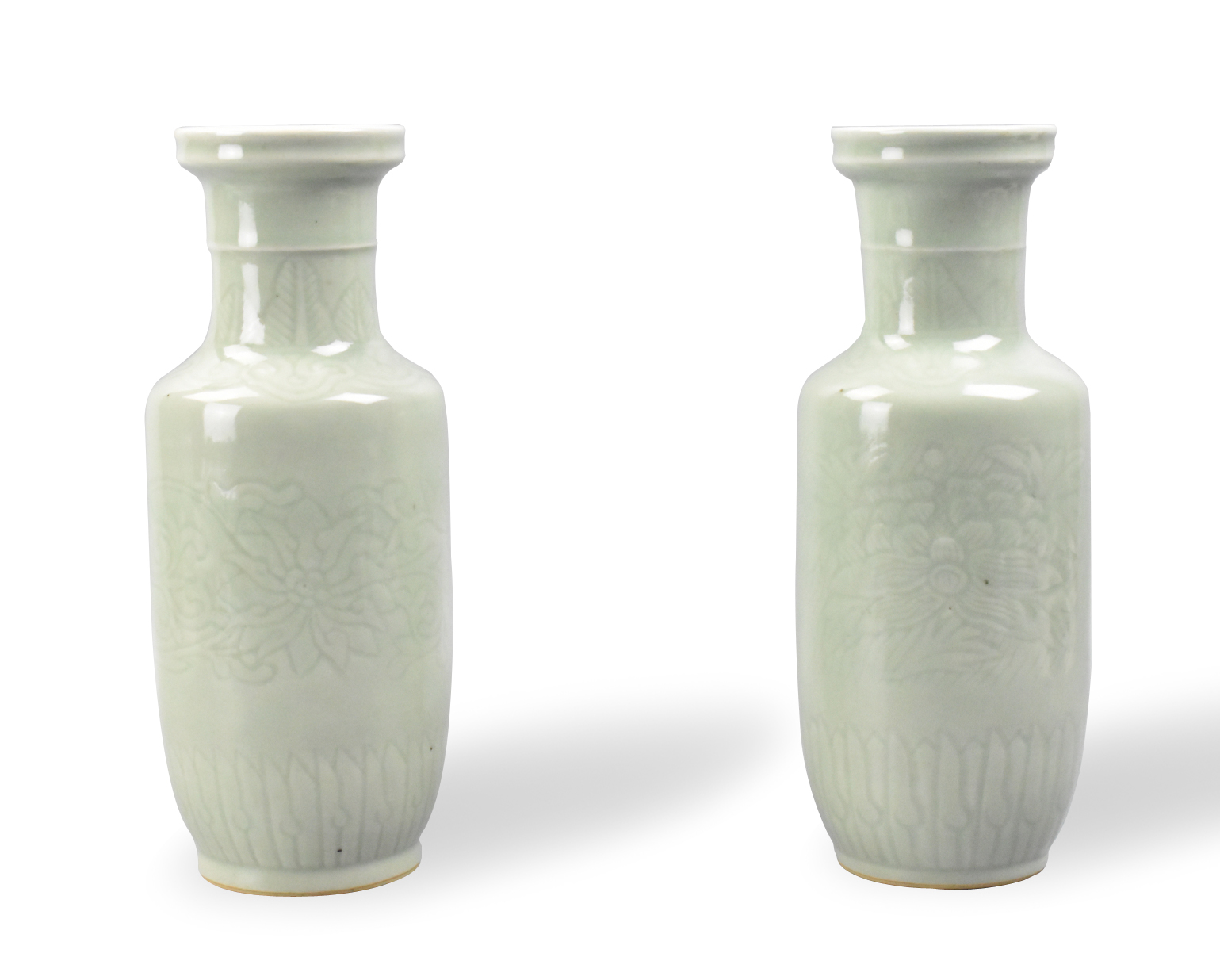 PAIR OF CHINESE CELADON GLAZE ROULEAU 301809