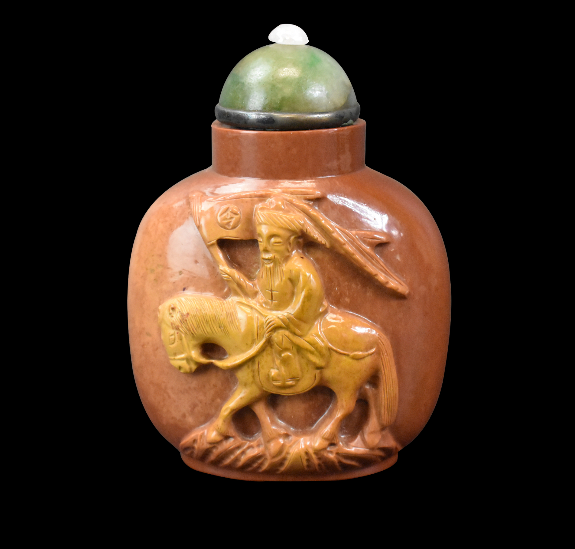 CHINESE AGATE CARVED SNUFF BOTTLE  301ccd