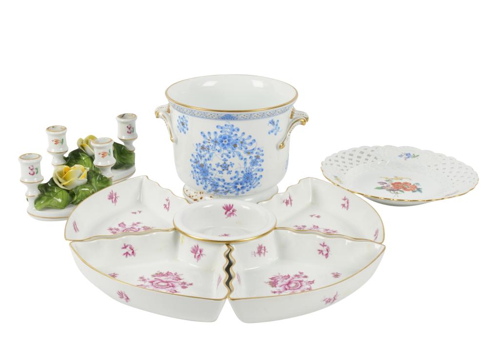 COLLECTION OF HEREND PORCELAINCollection 304959