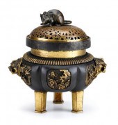 Good Chinese Ming gilt and patinated 4d42d