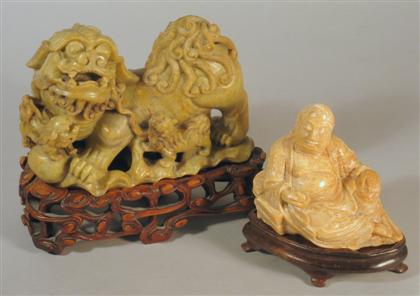 Two Chinese soapstone carvings    20th century