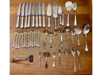 Assorted sterling flatware including  305a96