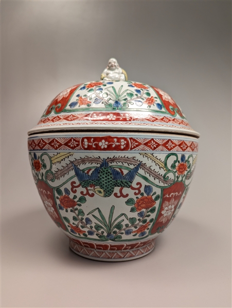 Large Chinese wucai enameled porcelain 3038e3