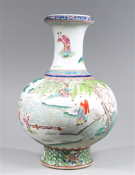 Chinese Famille Rose enameled porcelain 3041ee