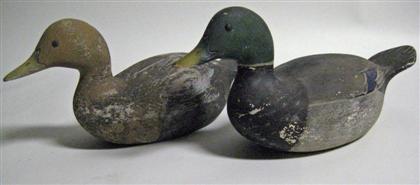 Pair of carved and painted mallard 4da03