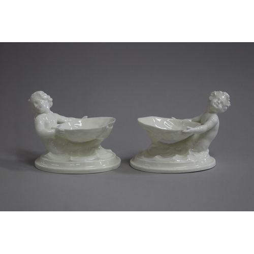 Pair of Royal Worcester porcelain 3085a0
