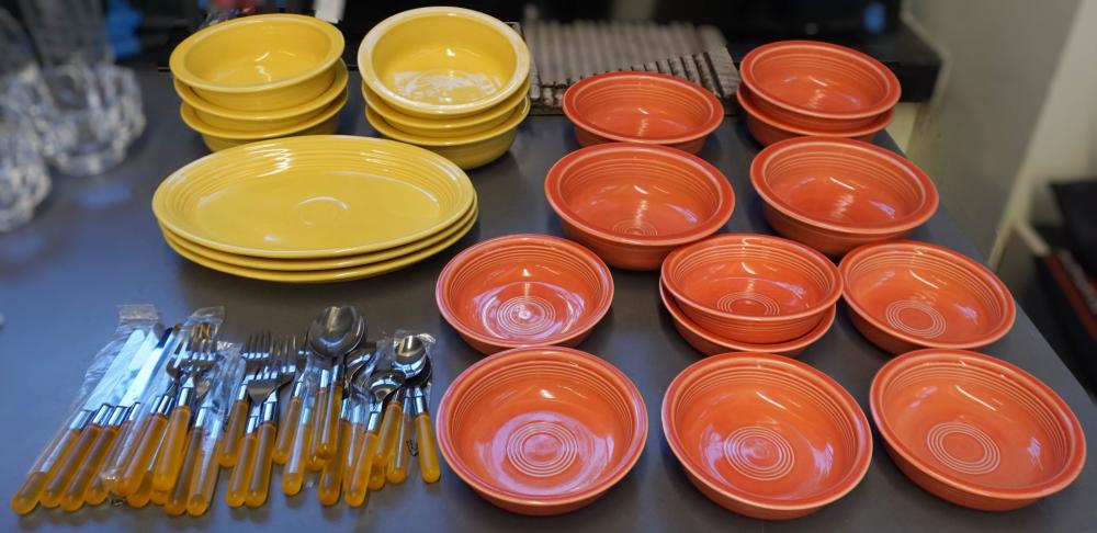 FIESTA YELLOW AND PERSIMMON 21 PIECE 309b67