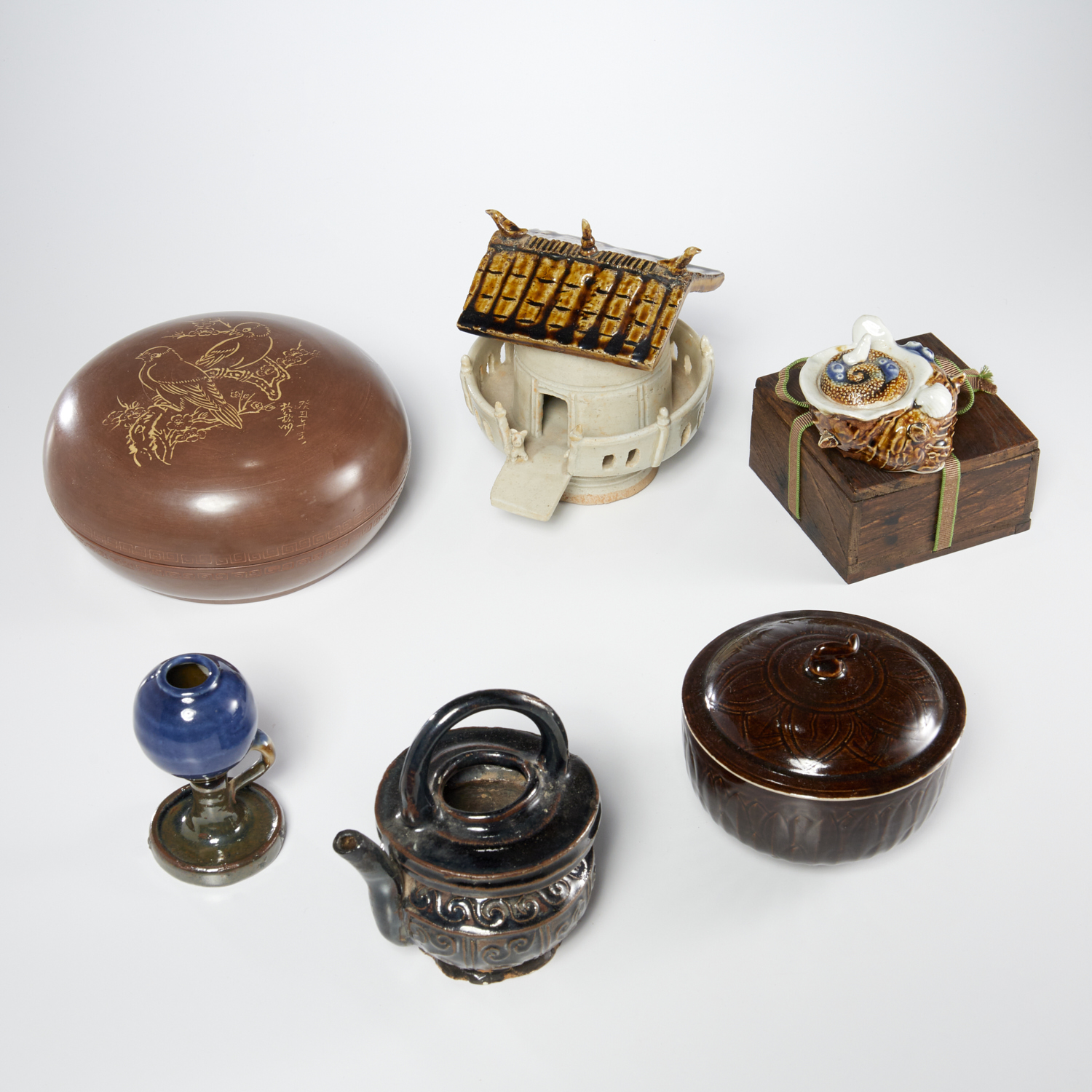 COLLECTION JAPANESE PORCELAIN AND 30c184