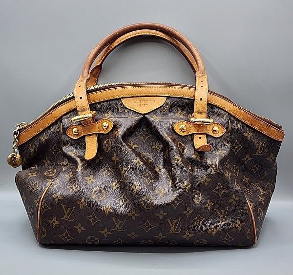 Louis Vuitton Trivoli leather purse  30c9ae
