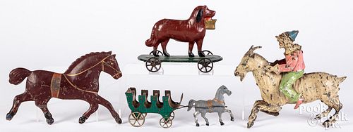 PAINTED TIN TOY GROUPPainted tin 30cf1f
