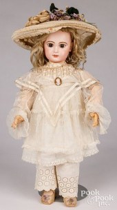 FRENCH TETE JUMEAU BISQUE HEAD DOLLFrench