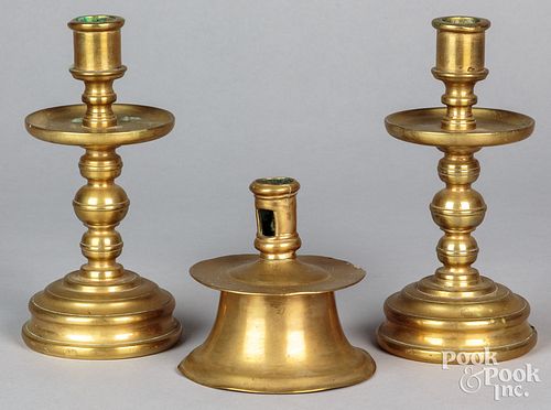 THREE BRASS CANDLESTICKS TO INCLUDE 30f1fc