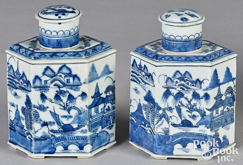 PAIR OF CHINESE EXPORT PORCELAIN 30f8c1