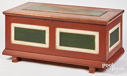 AMISH PAINTED POPLAR BLANKET CHEST  30fa96