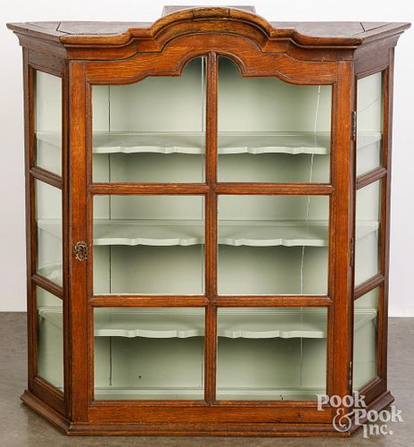 OAK DISPLAY CABINET EARLY 20TH 30d524