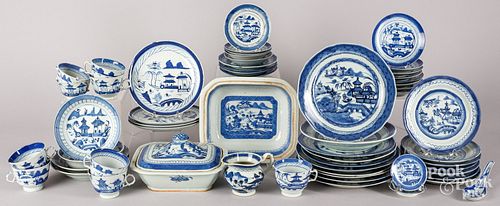 CHINESE EXPORT CANTON PORCELAIN,