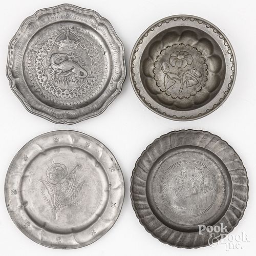 FOUR PEWTER ITEMSFour pewter items,