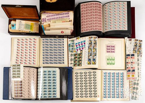 LARGE COLLECTION OF STAMPSLarge 30e1e5