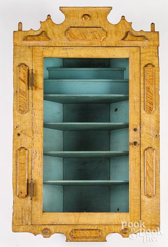 PAINTED PINE HANGING CORNER CUPBOARD  310a6d