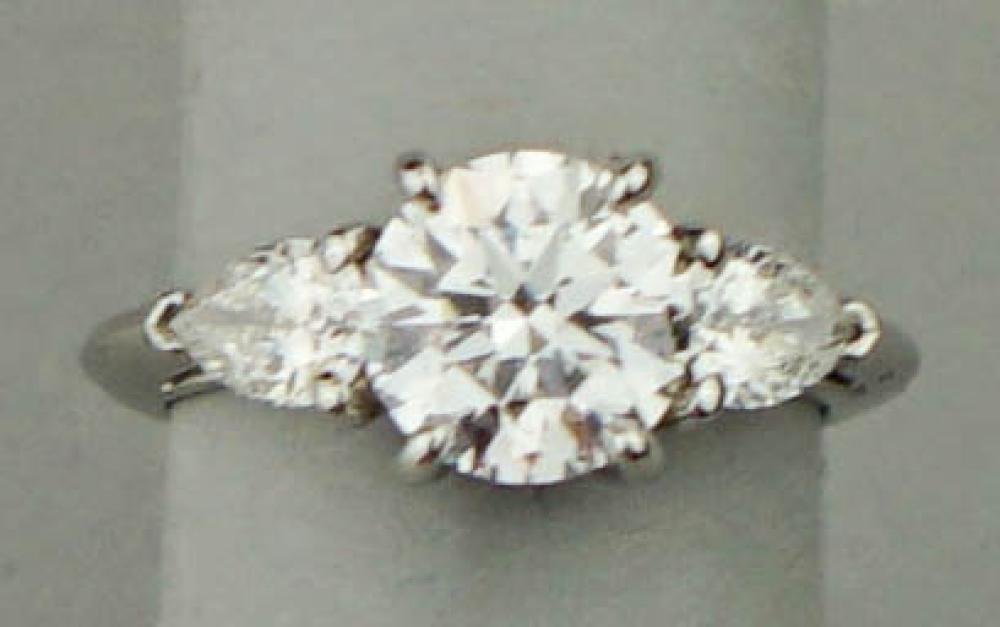 TIFFANY CO PLATINUM AND DIAMOND 313863