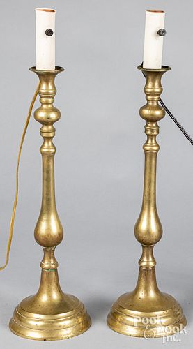 PAIR OF BRASS CANDLESTICK TABLE 314558
