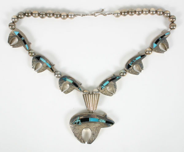 Native American sterling bear necklace 4e9f4