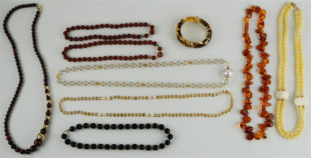 COLLECTION OF 14K YELLOW GOLD AND 312759