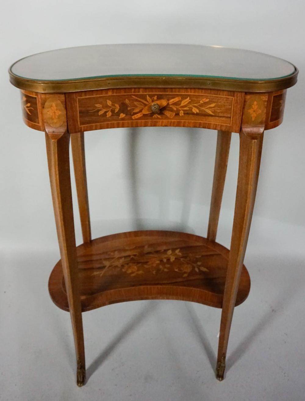 LOUIS XV STYLE KIDNEY SHAPED MARQUETRY 312d05