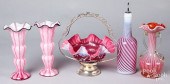GROUP OF VICTORIAN GLASSGroup of Victorian