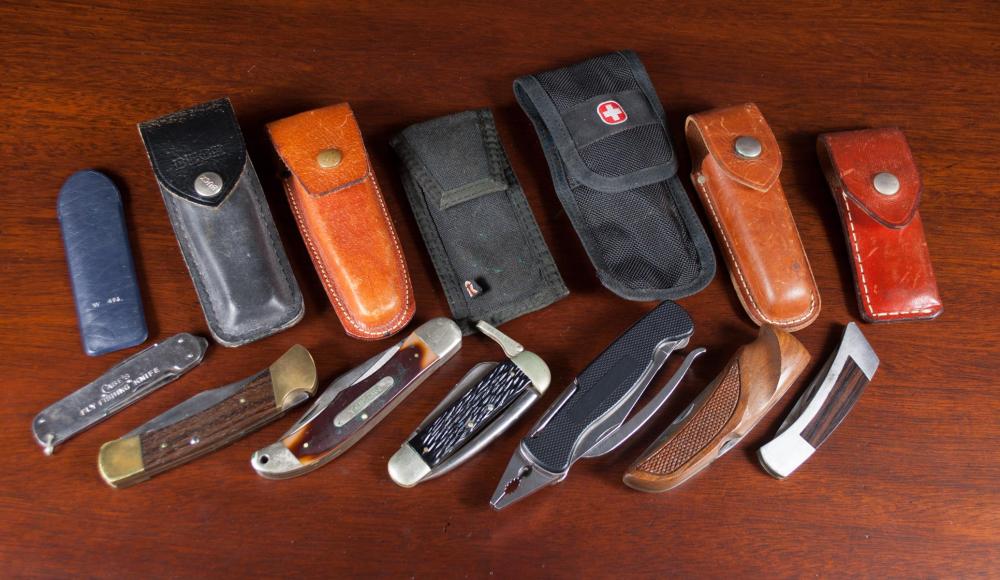 COLLECTION OF SEVEN FOLDING KNIVES  315a63