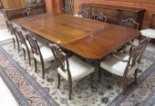 FEDERAL STYLE MAHOGANY DINING TABLE