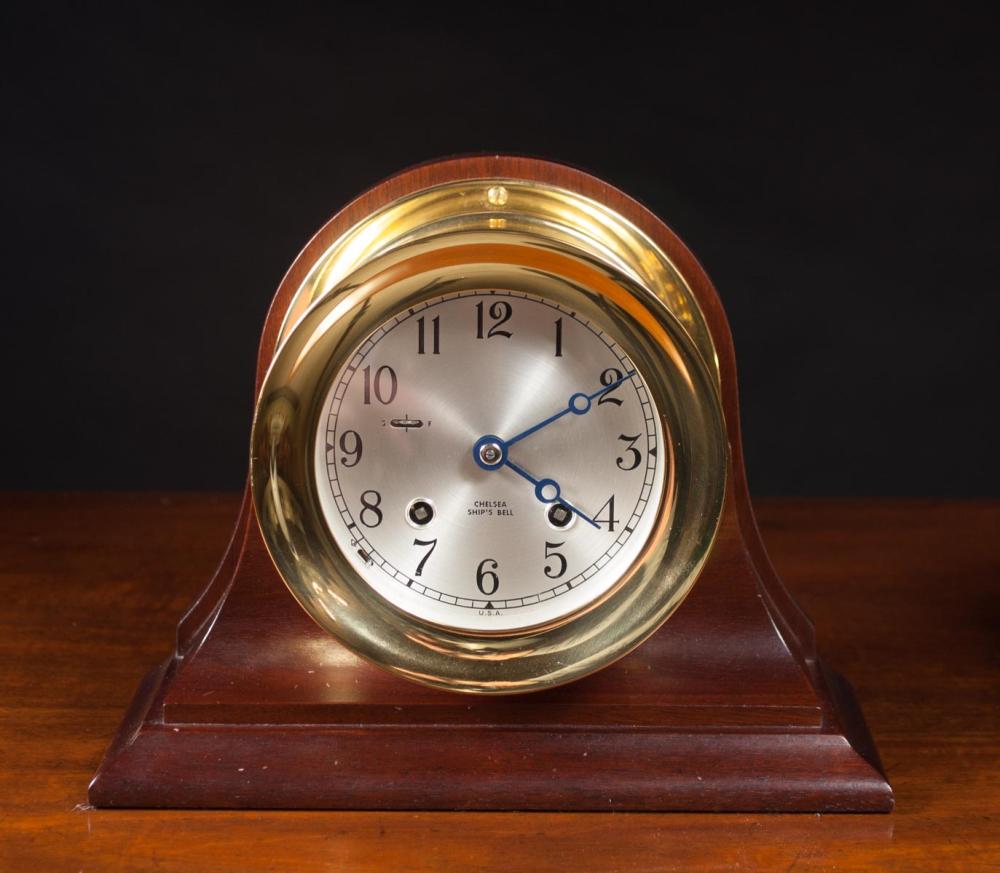 SHIP S BRASS BELL CLOCK ON TRADITIONAL 315bb1