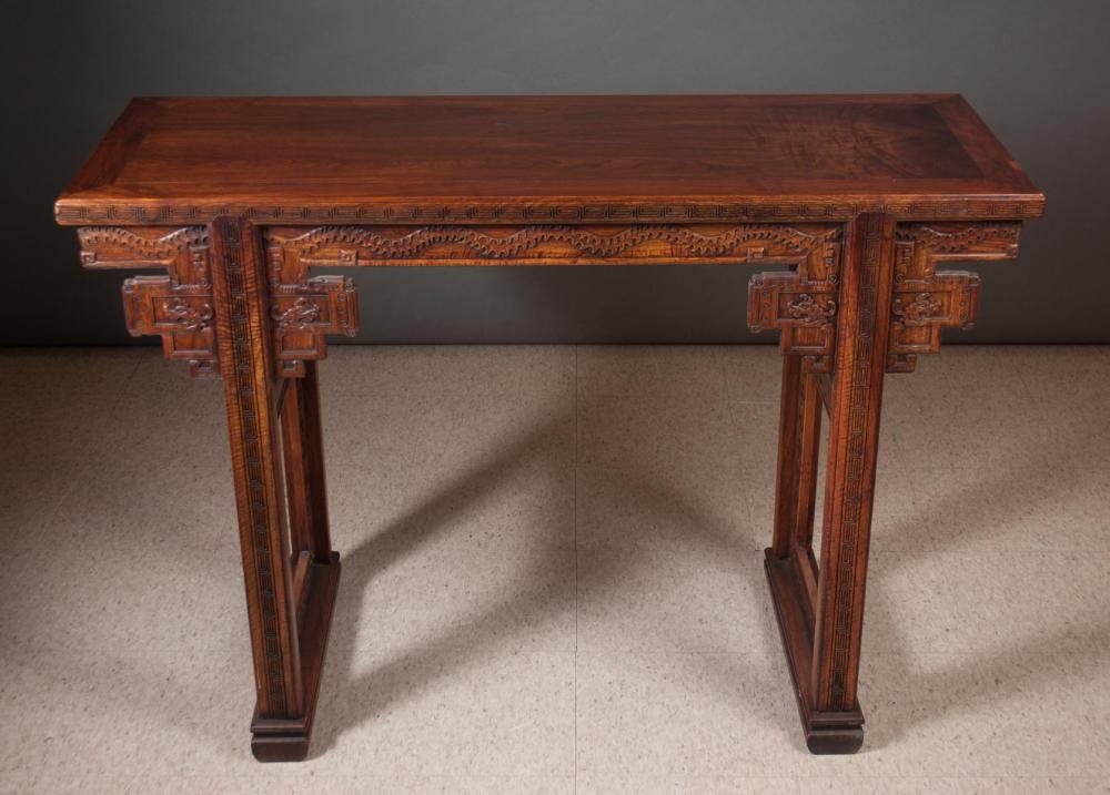 CHINESE HUANGHUALI WOOD ALTAR TABLE  315d7a