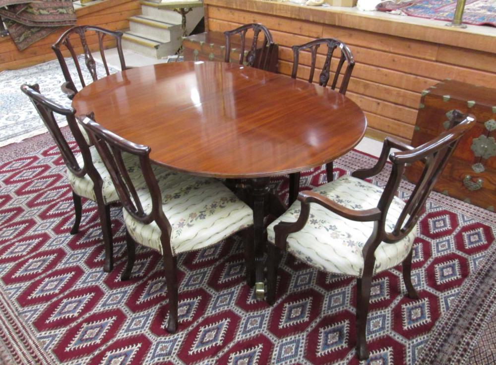 FEDERAL STYLE MAHOGANY DINING TABLE 316a70